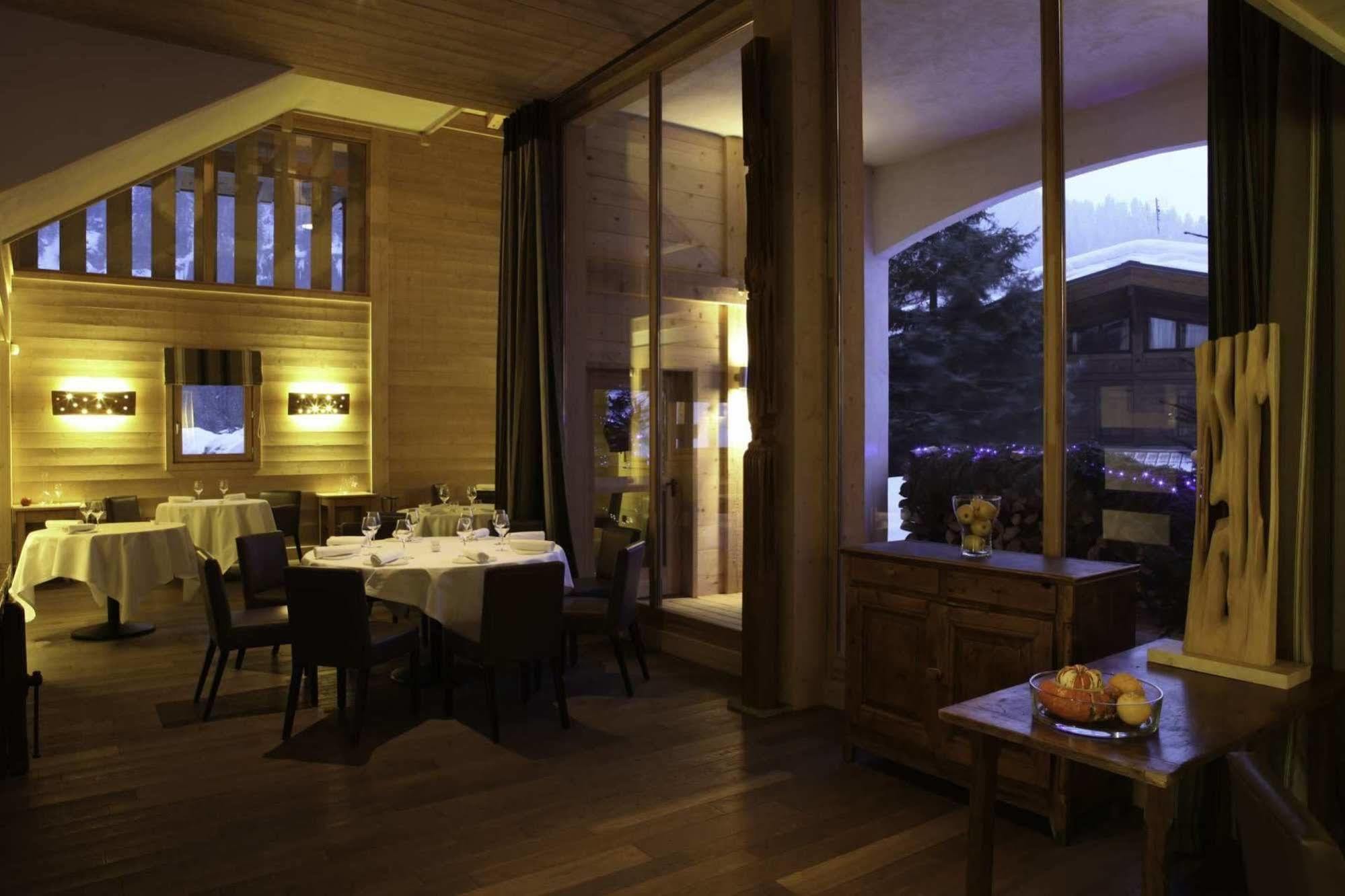 Location Chalet Et Appartement - Emmanuel Renaut เมอแฌฟ ภายนอก รูปภาพ